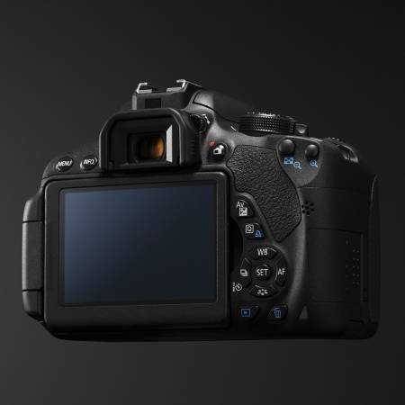 Aparat foto D-SLR, EOS 700D Kit: +obiectiv 18-55
