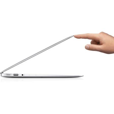 Laptop Apple MacBook Air, Intel Dual Core i5 1.60GHz, 13.3", 8GB, 128GB SSD, Intel HD Graphics 6000