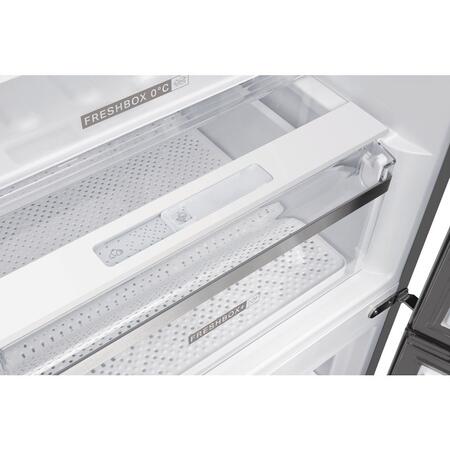 Combina frigorifica Whirlpool W9 821D OX H, 323 L, Clasa E, Dual No Frost, 6th Sense, Display Electronic Exterior, H 189 cm, Inox