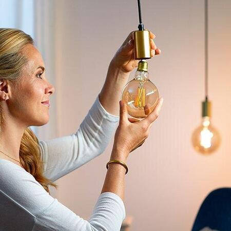 Bec LED inteligent vintage auriu WiZ Filament Whites, Wi-fi, G95, E27, 6.7W(50W)