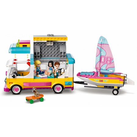LEGO Friends Furgoneta de camping si barca cu panze 41681, 7 ani+, 487 piese