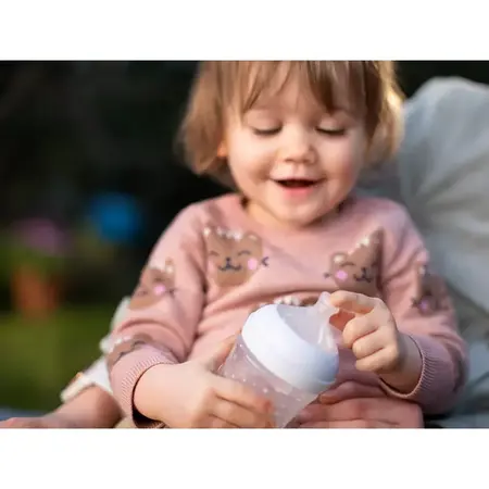 Tetina Philips Avent Natural Response SCY966/02, +6 luni, tetina care functioneaza ca sanul mamei, tetina fara scurgeri, debit 6, pentru lichide cu densitate crescuta, fara BPA