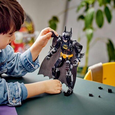 LEGO® Super Heroes - Figurina de constructie Batman™ 76259, 275 piese