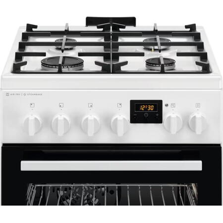 Aragaz AEG CKB56490BW, Mixt, 4 arzatoare , Siguranta plita, Aprindere integrata, Gratare fonta, Cuptor electric, SteamBake, AirFry, Timer, Grill electric, Clasa A, 50 cm, Alb