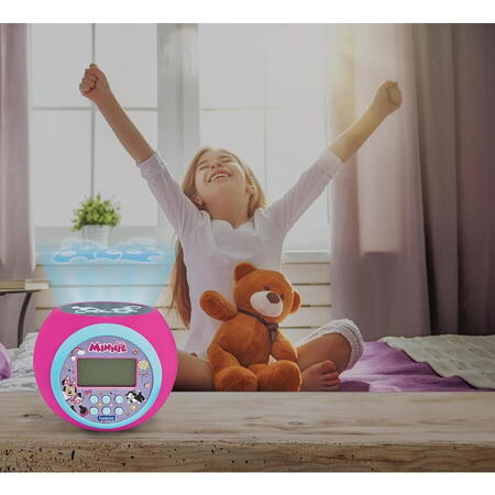 CEAS DESTEPTATOR CU PROIECTOR, MINNIE M.