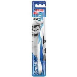 Periuta de dinti manuala Oral-B Junior cu personaje Star Wars